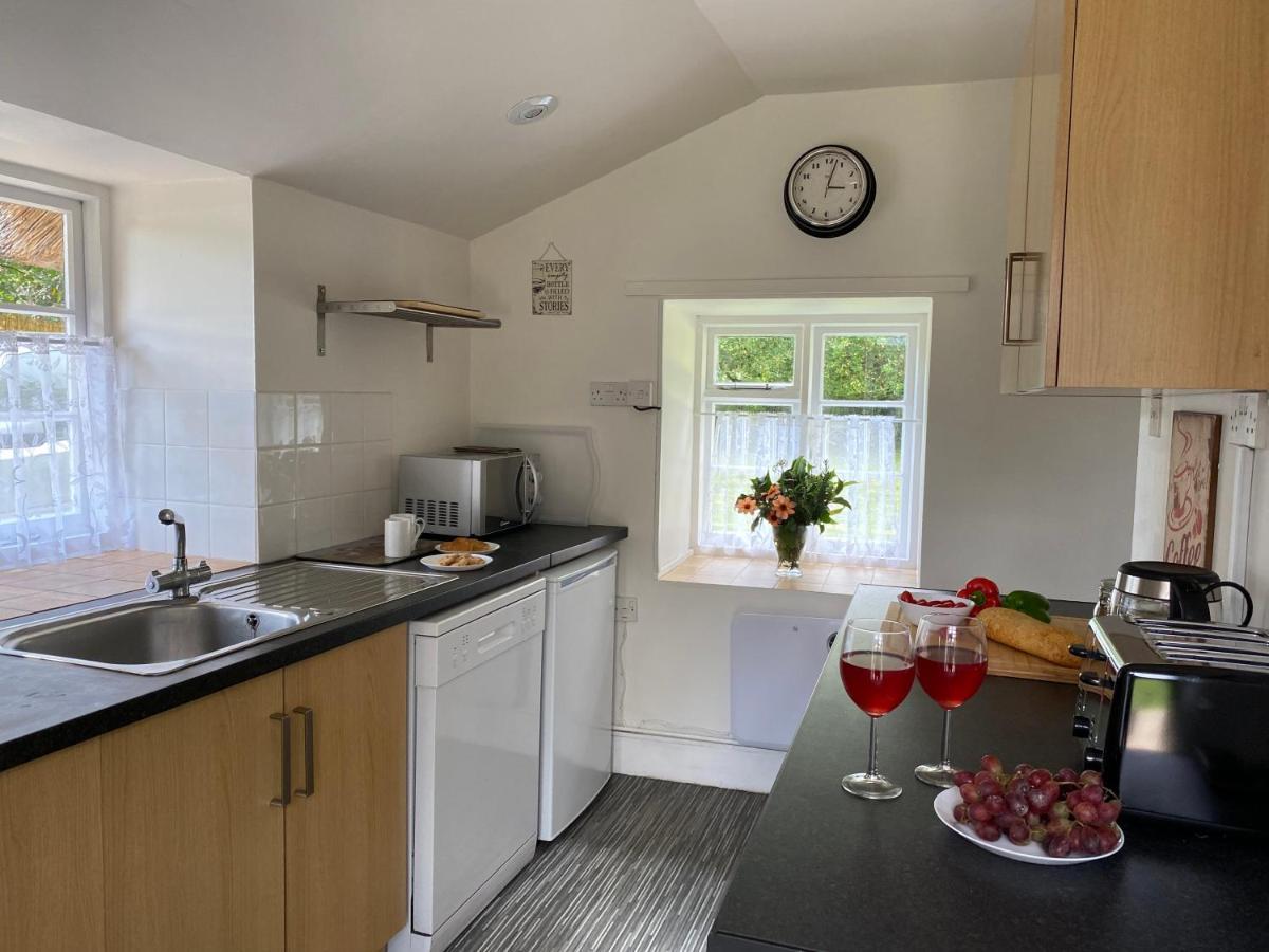 Honeysuckle Cottage Dorchester Extérieur photo